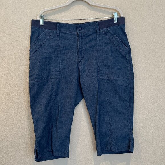Lee Relaxed Fit Mid Rise Blue Capris - Picture 1 of 5